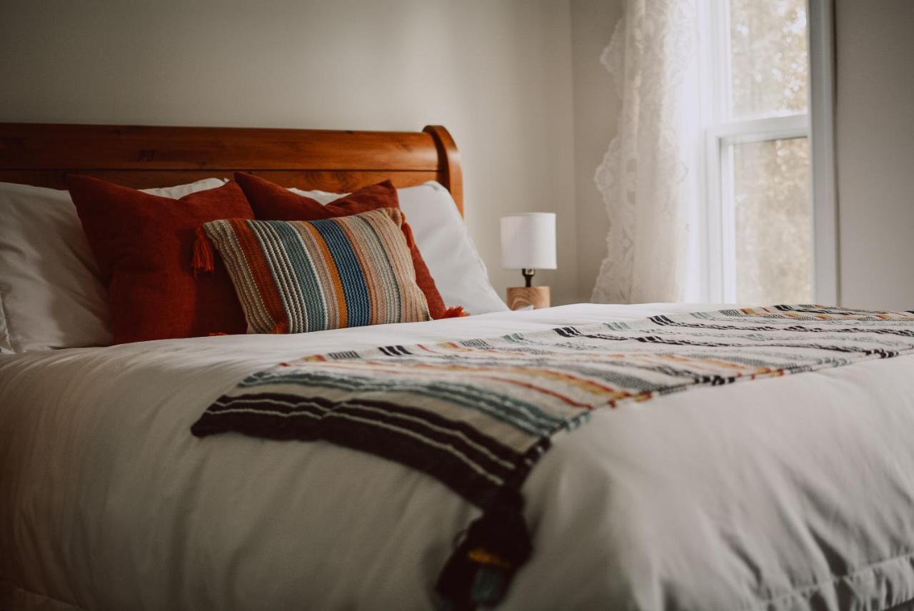 Hill Road Manor Bed & Breakfast Grand Falls - Windsor Eksteriør bilde